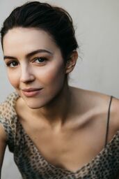 Ella Hunt